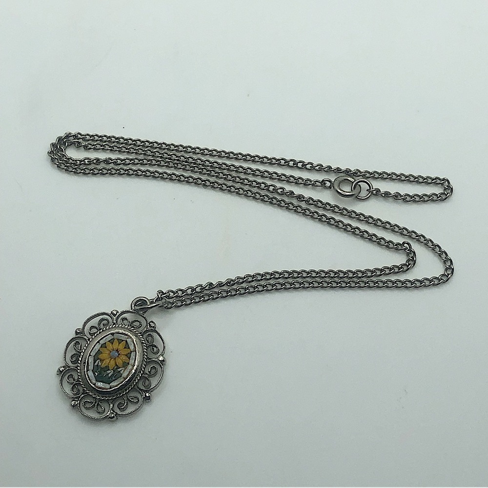 Vtg Filigree Micro Mosaic Floral Design Silver Tone Necklace 20” + 1.2” Pendant